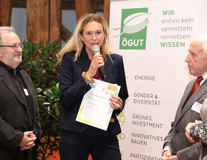 Umweltpreis "Frauen in der Technik" für Dorothea Sulzbacher, Geschäftsführerin von Lite-Soil